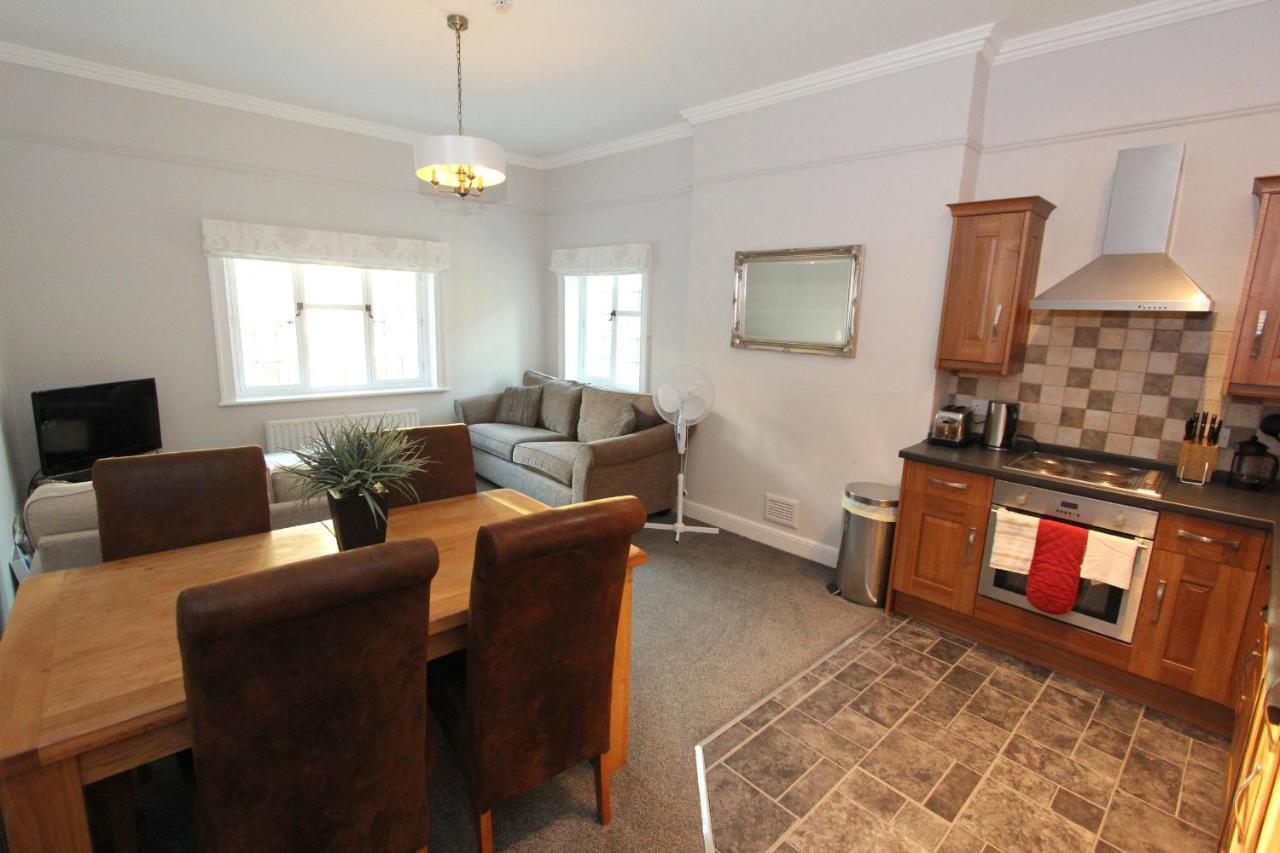 צ'סטר Character Apartment With Views Over City Centre & The Historic Rows מראה חיצוני תמונה